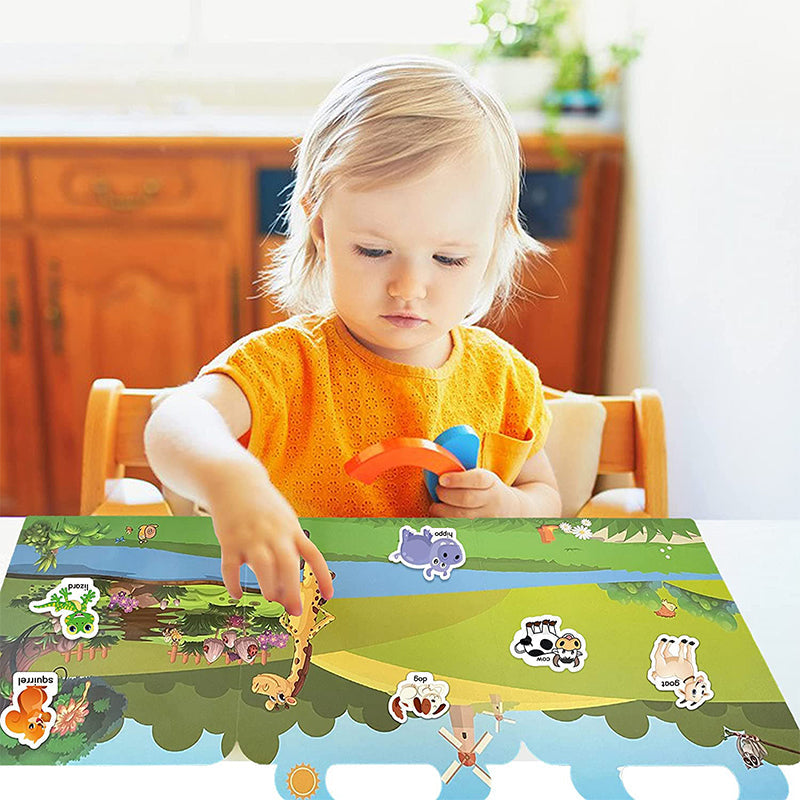 Enfants apprenant un jouet éducatif Sticker