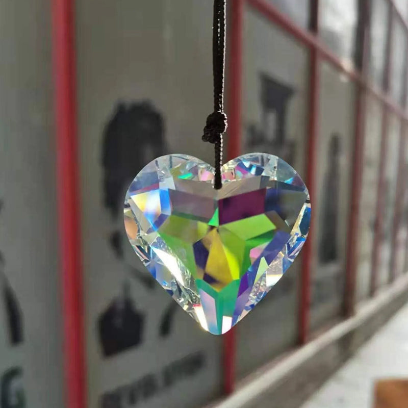 Artisanat suspendu de prisme de Suncatcher de coeur