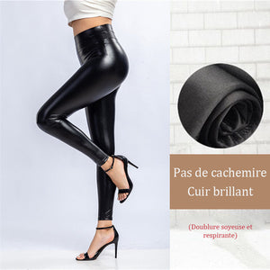 Shaper en similicuir Stretch-Fit - ciaovie